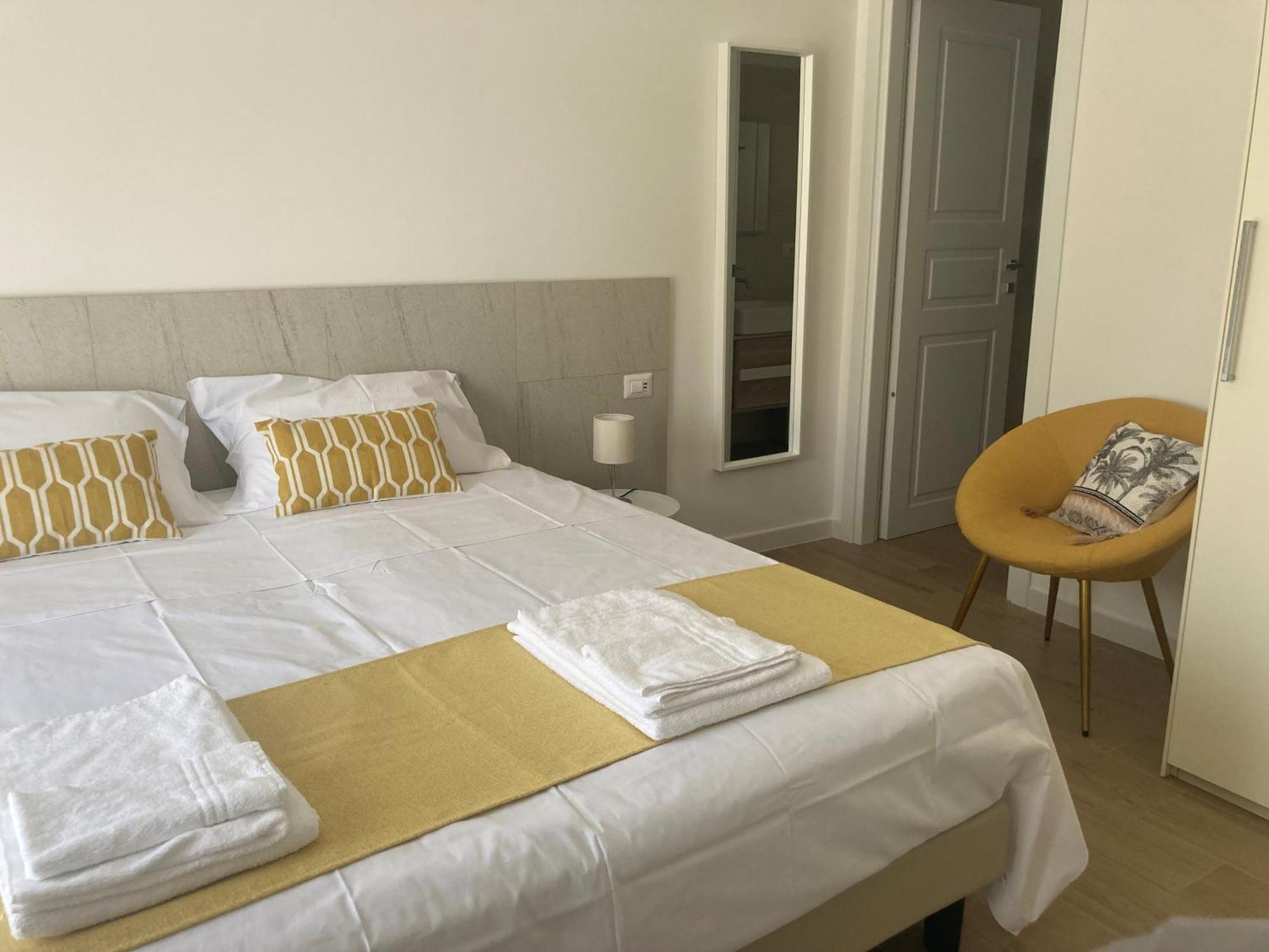 Strettomare-Business & Travel Apartment Reggio di Calabria Bagian luar foto