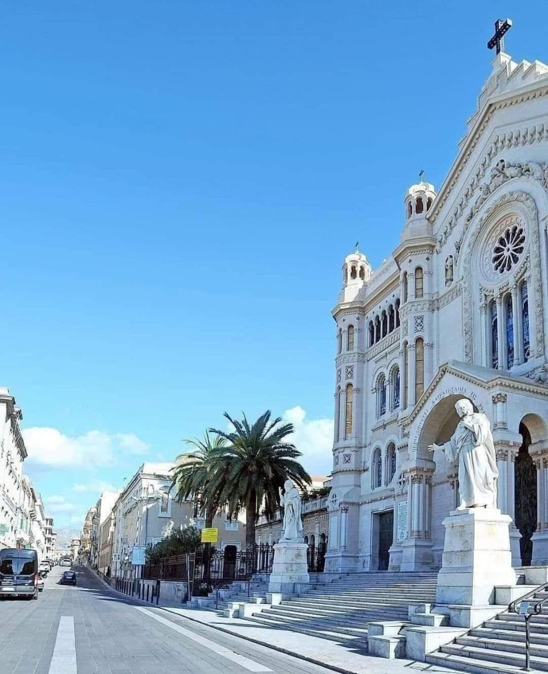 Strettomare-Business & Travel Apartment Reggio di Calabria Bagian luar foto