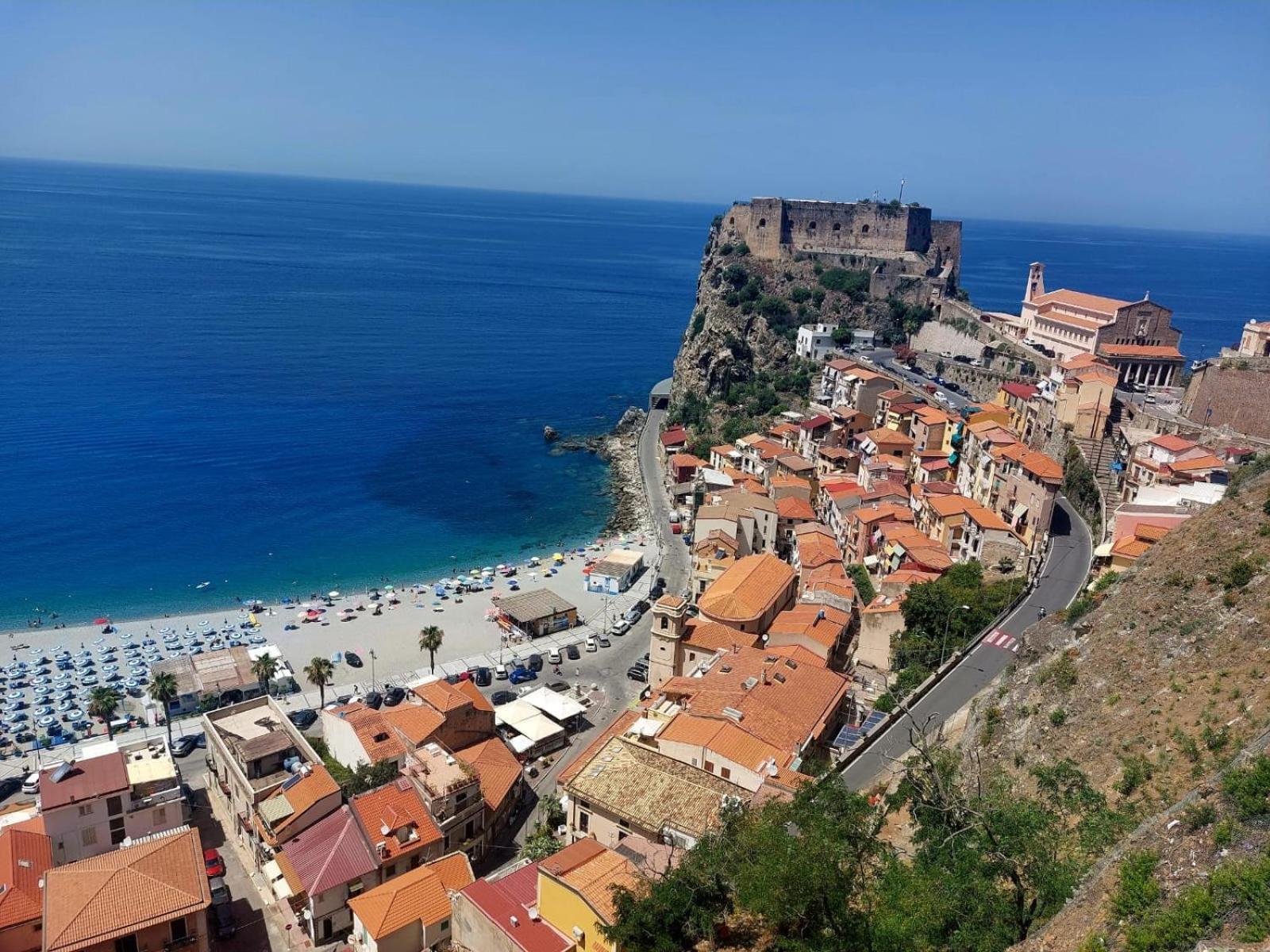 Strettomare-Business & Travel Apartment Reggio di Calabria Bagian luar foto