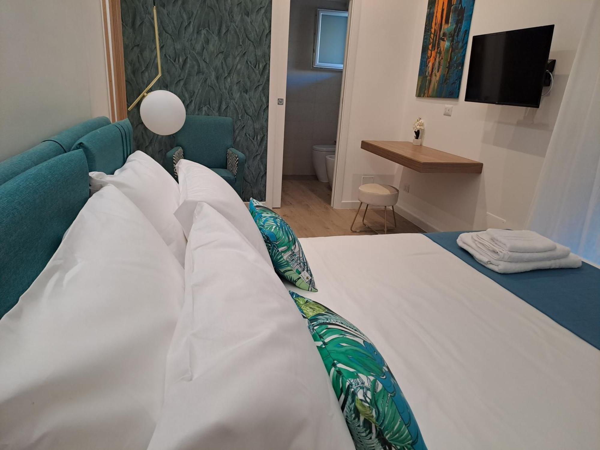 Strettomare-Business & Travel Apartment Reggio di Calabria Bagian luar foto