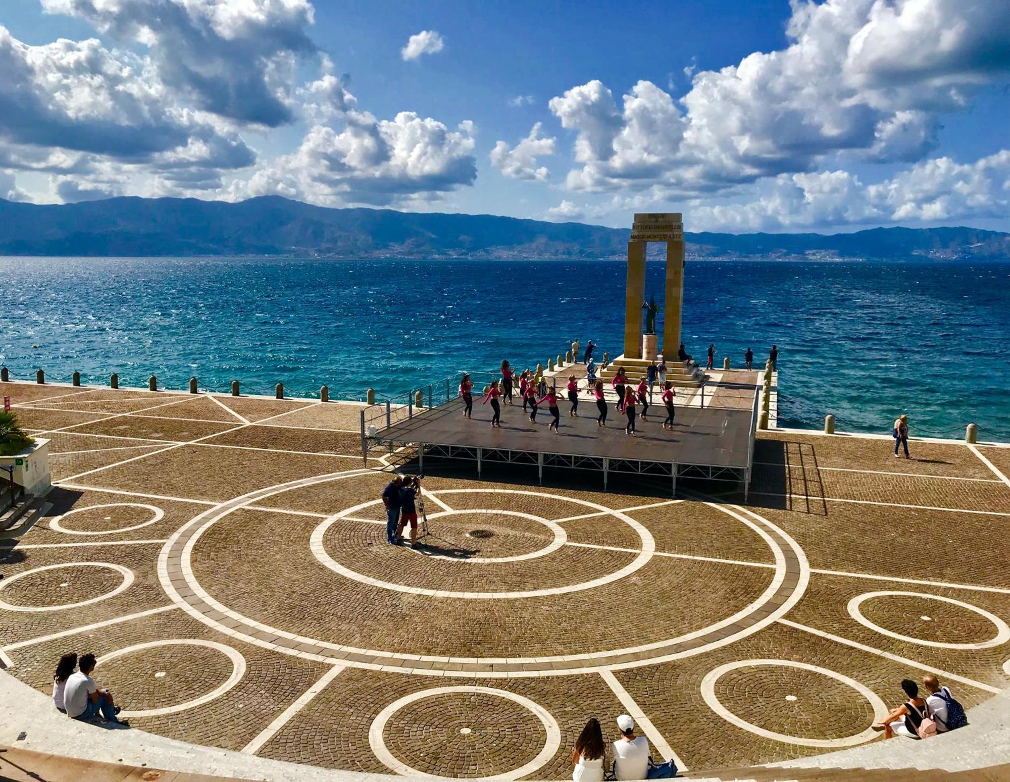 Strettomare-Business & Travel Apartment Reggio di Calabria Bagian luar foto