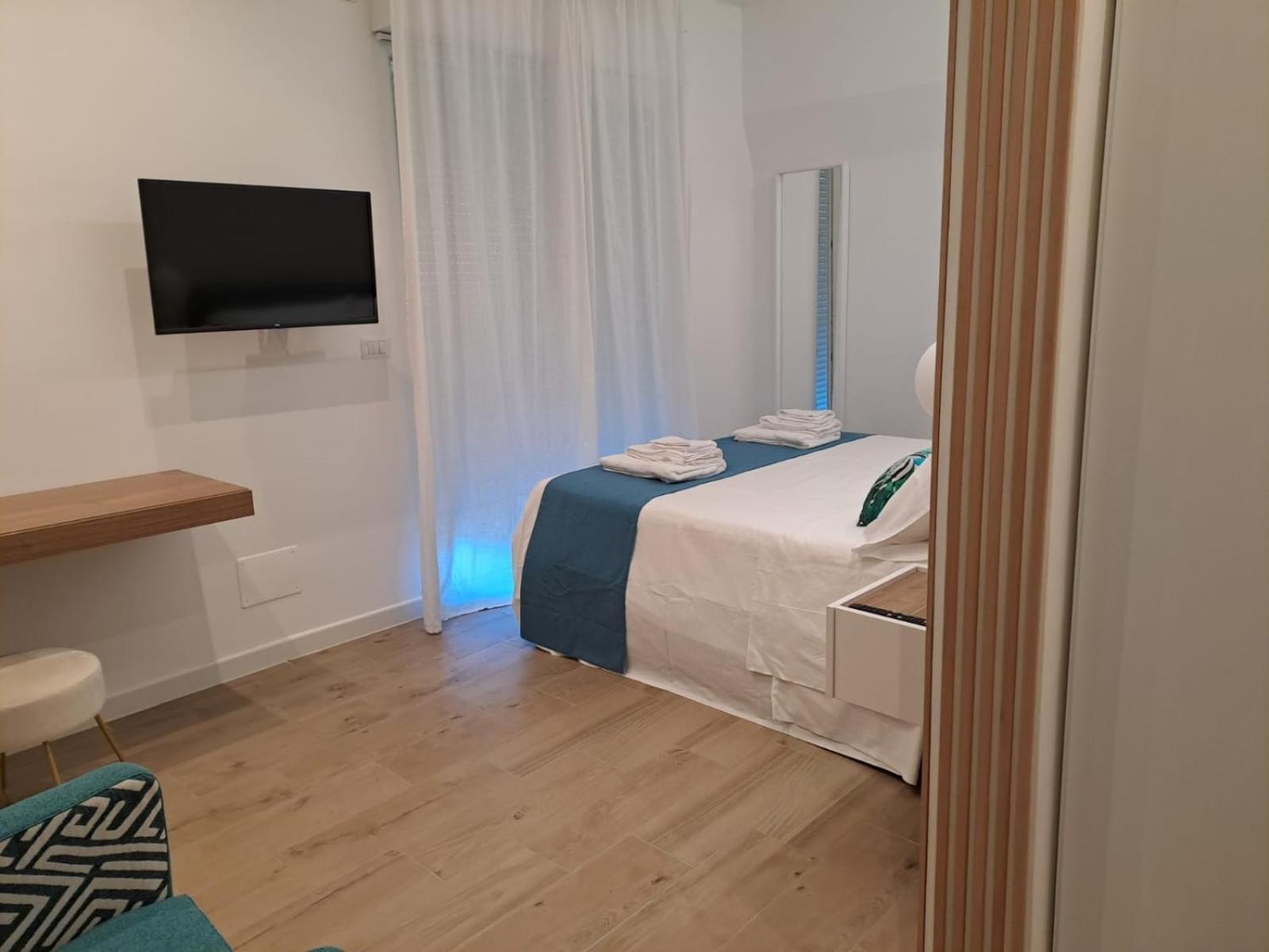 Strettomare-Business & Travel Apartment Reggio di Calabria Bagian luar foto
