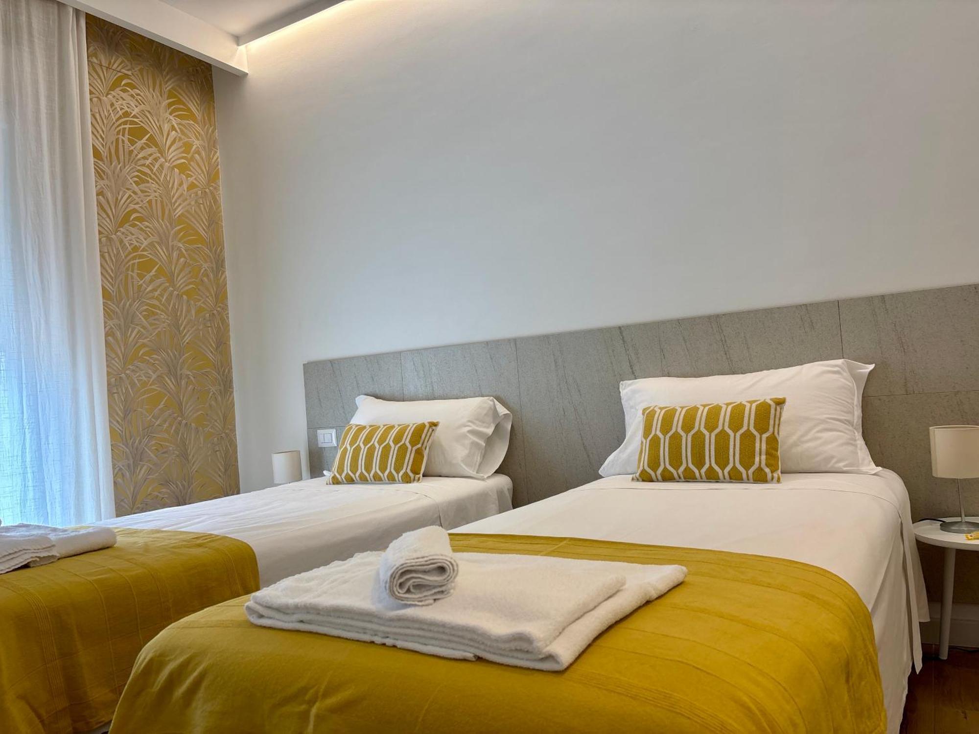 Strettomare-Business & Travel Apartment Reggio di Calabria Bagian luar foto